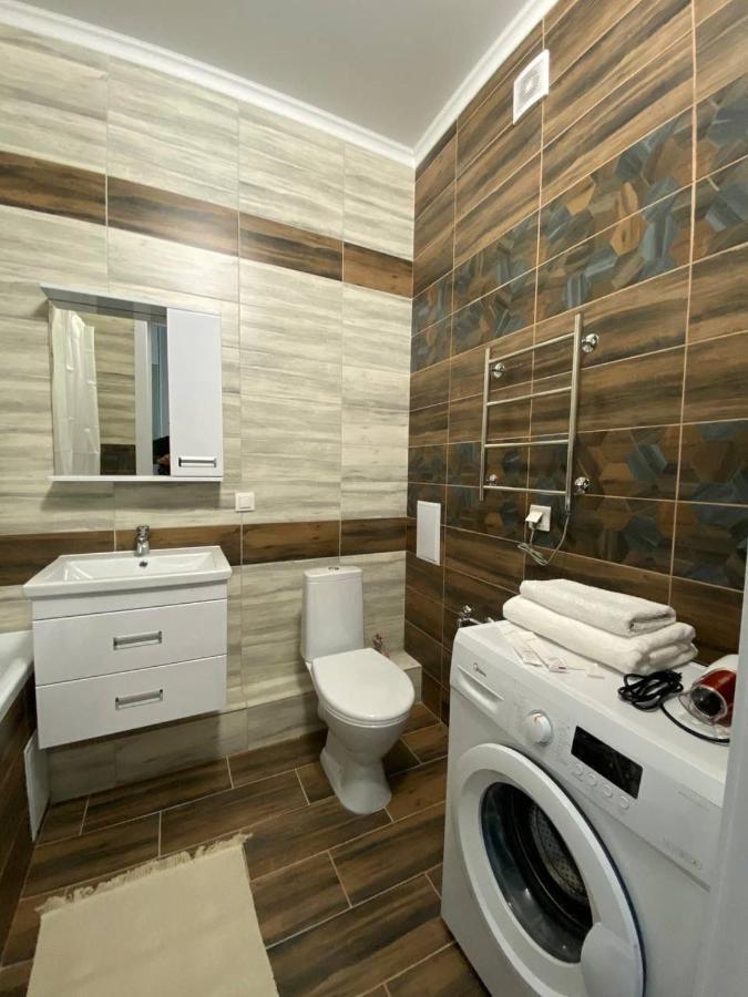 Жк Headliner В Самом Центре Возле Хан Шатыра Astaná Exterior foto